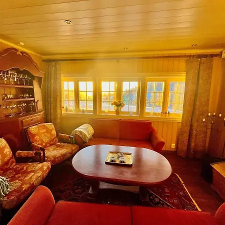 Cozy Apartment, Ski-in Ski-out At