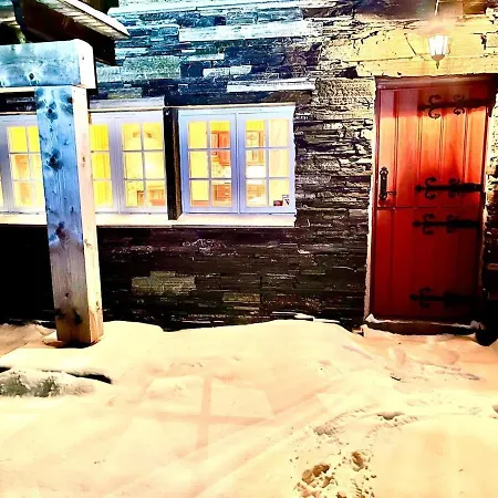 Cozy Apartment, Ski-in Ski-out At Apartmán *
