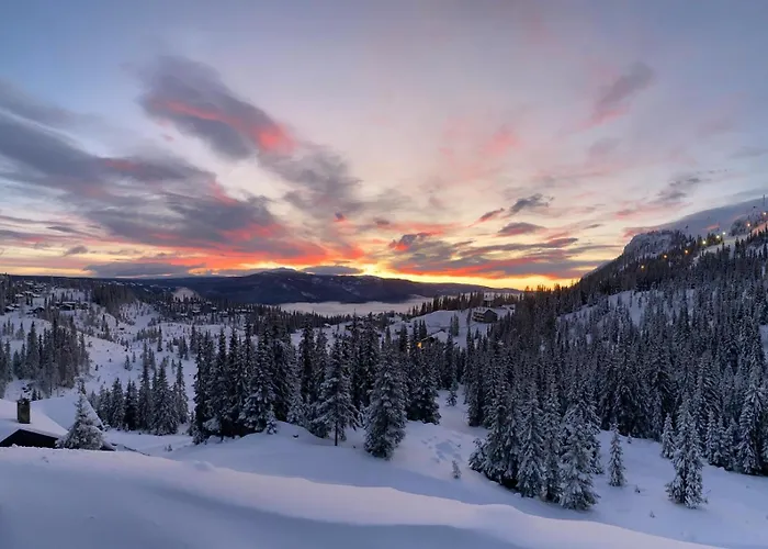 Cozy Apartment, Ski-in Ski-out At
