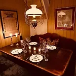 Cozy Apartment, Ski-in Ski-out At